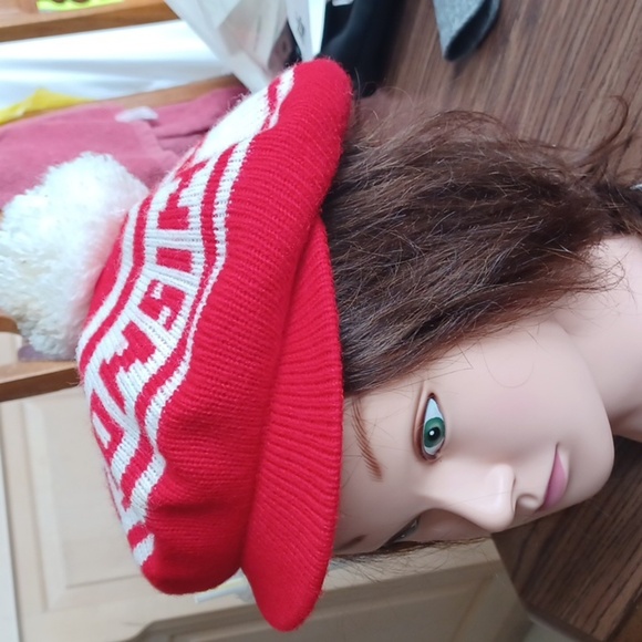 ❤💋Vintage WISCONSIN BADGERS Winter Acrylic PullOver Hat Cap - Picture 1 of 4